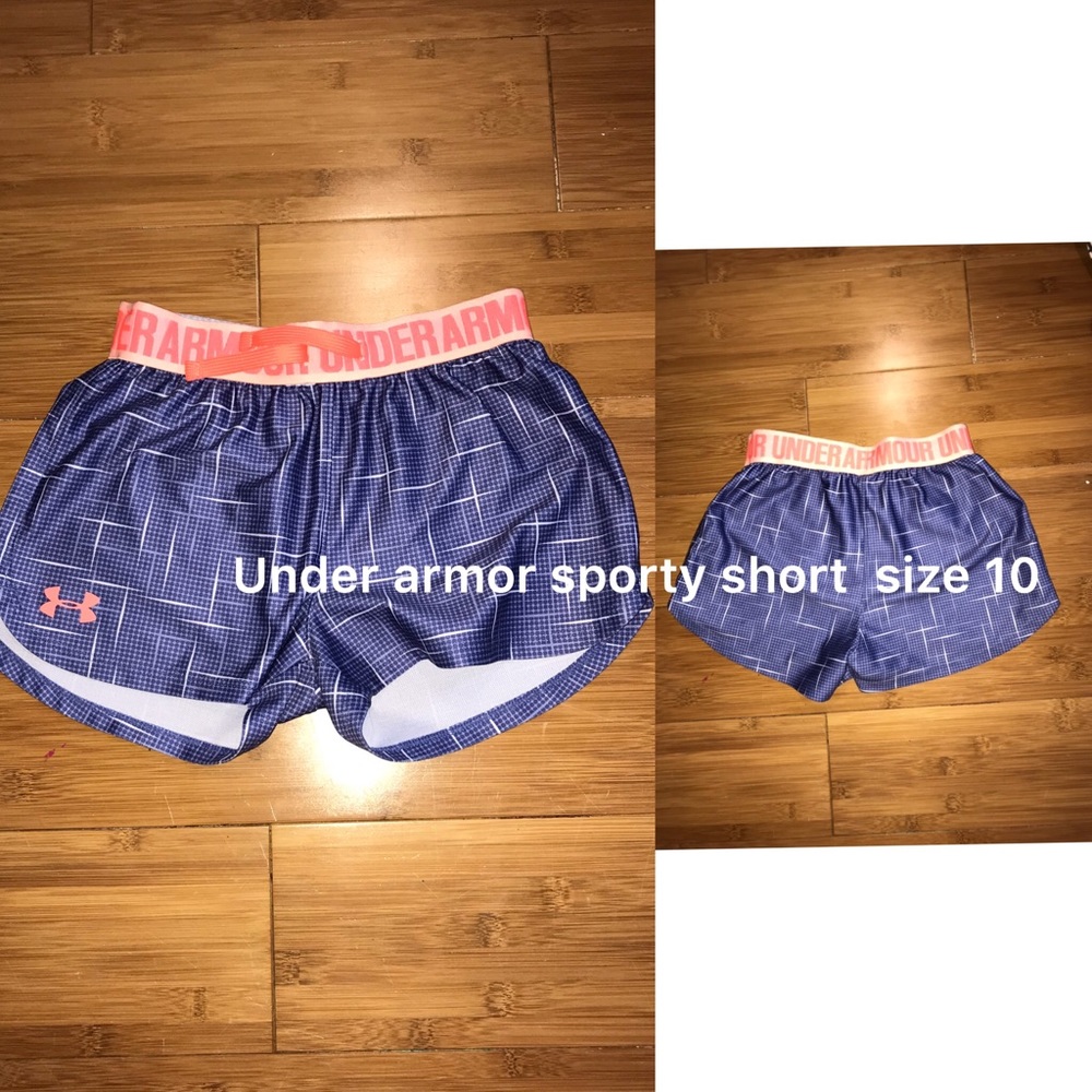 Under armour girls sporty shorts size 12 girls